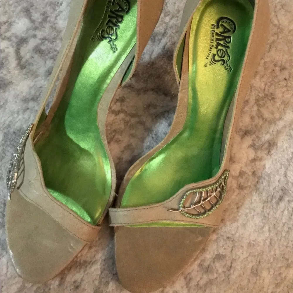 Never Worn Carlos Santana Green Suede Heels